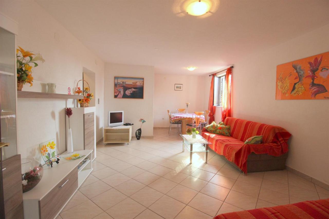 Gianna N2, 600 M From The Beach Новиград Экстерьер фото